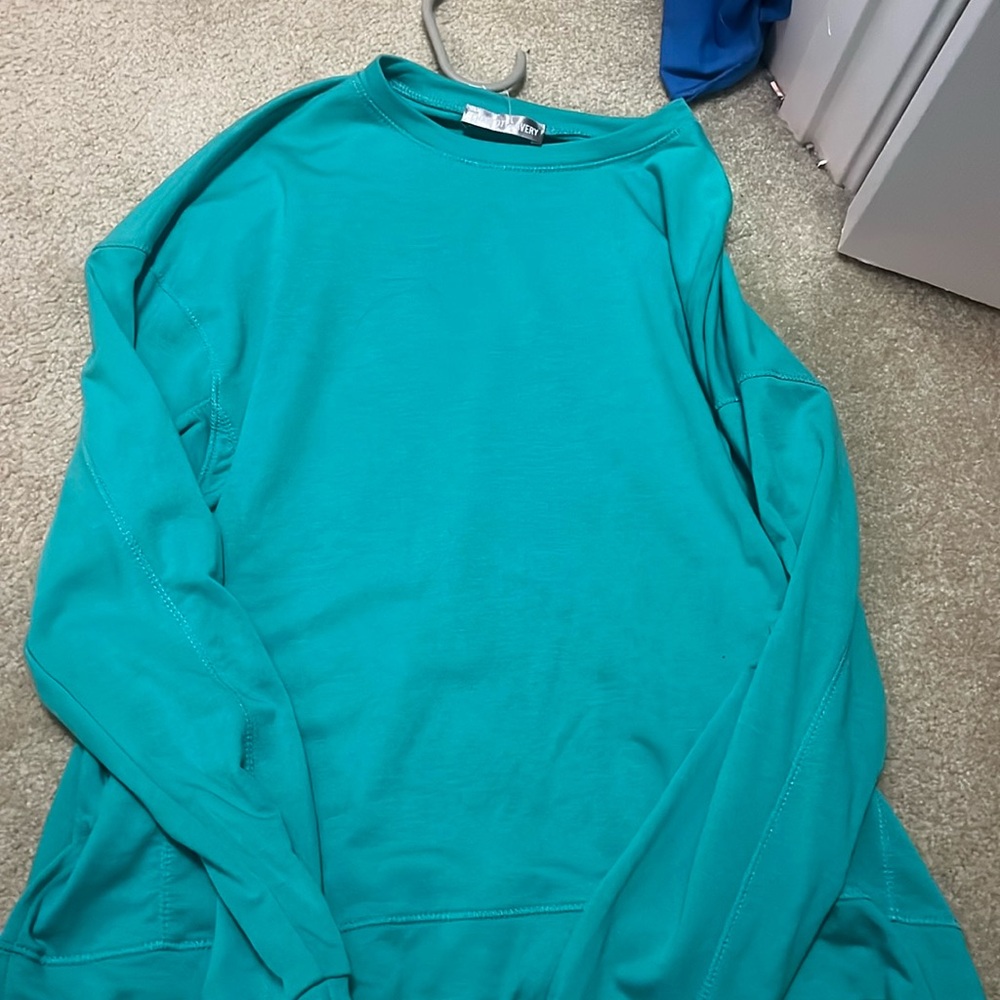 Super soft, teal long sleeve